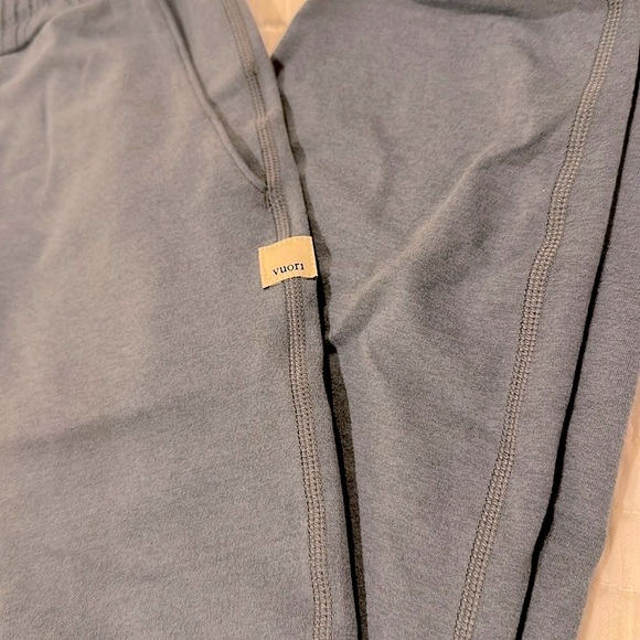 Vuori Women’s Performance Joggers, blue grey, size small, regular length - Picture 2 of 7